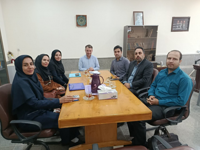 نشست دکتر حسین محمدعسگری، معاون پژوهش و فناوری دانشگاه، با اعضای هیأت علمی جدیدالاستخدام، با محوریت تبیین انتظارات دانشگاه و بررسی زمینه‌های توسعه فعالیت‌های علمی، پژوهشی و فناورانه برگزار شد.