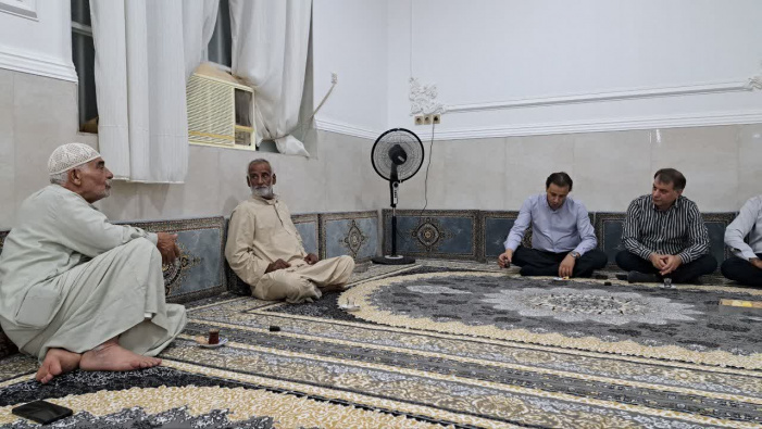 نخستین نشست معرفی و آغاز طرح «روستاهای نوفن» با حضور مسئولان دانشگاه علوم و فنون دریایی خرمشهر، بزرگان محلی روستا، دهیار و جمعی از اهالی روستای سوره از توابع شهرستان خرمشهر برگزار شد.